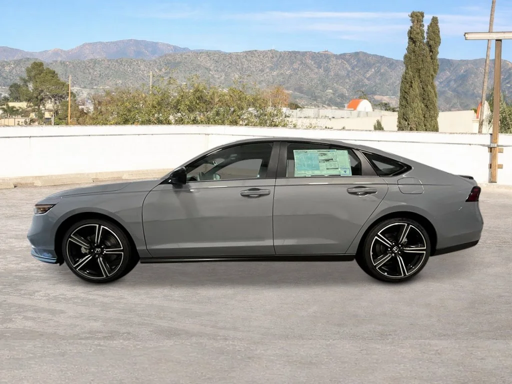New 2026 Urban Gray Pearl Honda Sport image 2