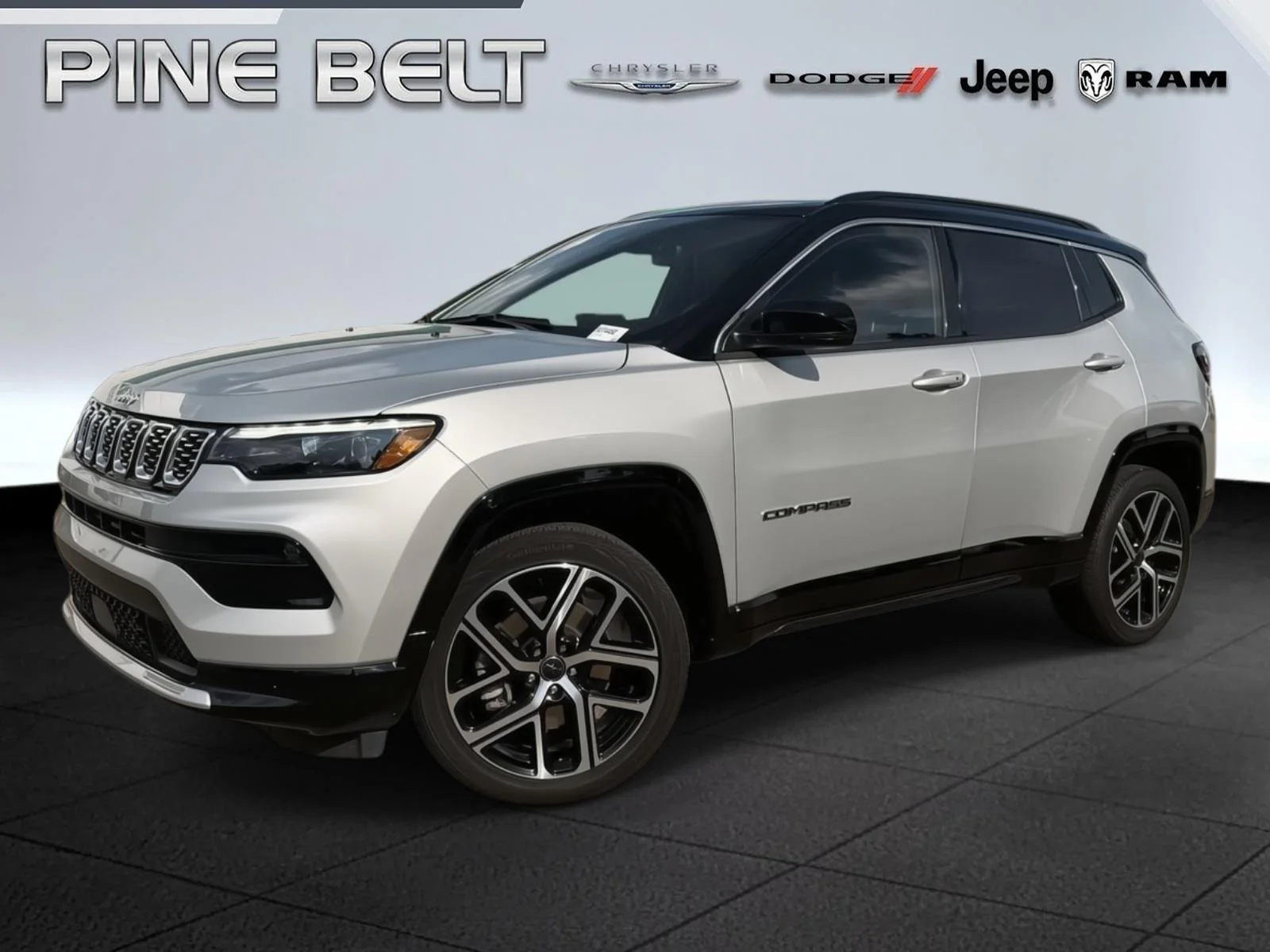 Used 2025 Silver Zynith Metallic Clearcoat Jeep Limited image 1