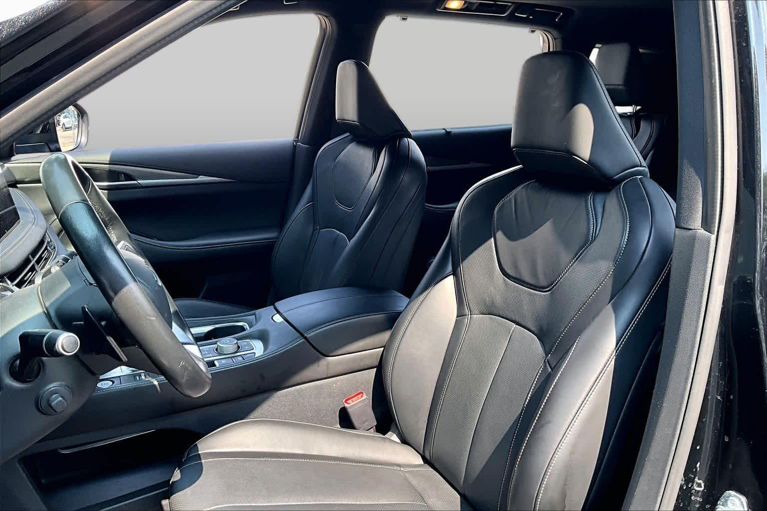 Pre-Owned 2025 INFINITI QX60 LUXE