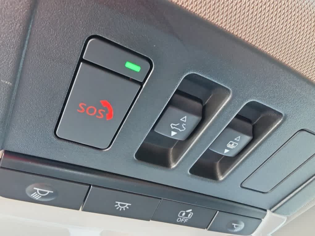 Certified Used 2023 Gun Metallic Nissan SV image 39