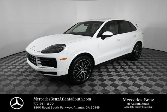 2025 Porsche Cayenne Base