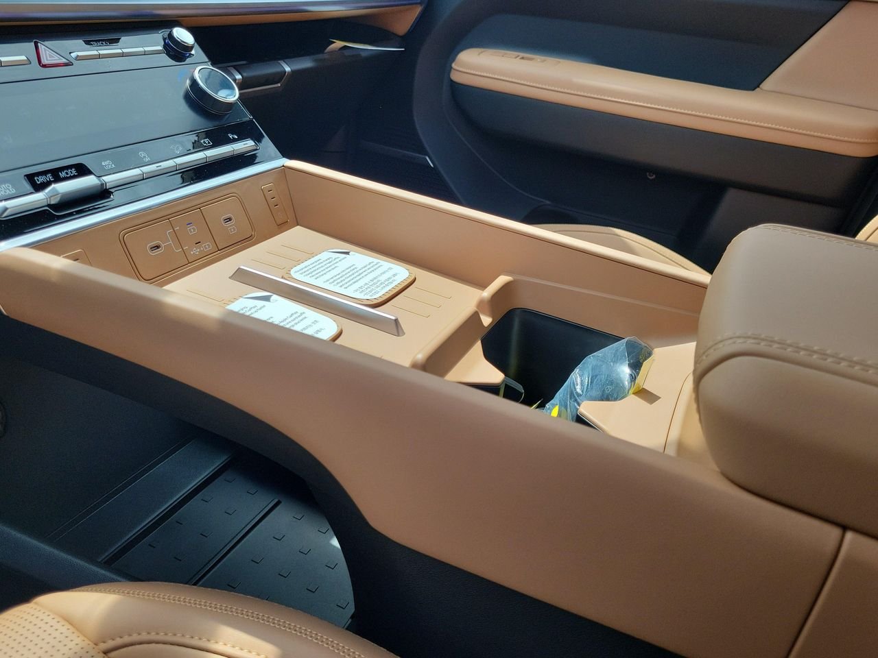 New 2026 Rockwood Green Hyundai Calligraphy AWD image 29