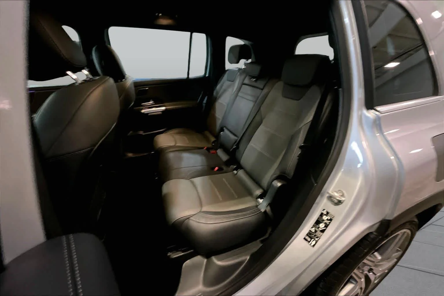 Certified Used 2022 Iridium Silver Metallic Mercedes-Benz AMG® GLB 35 image 20