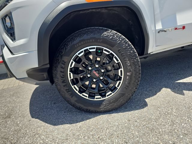 2026 GMC Canyon AT4 - Photo 32