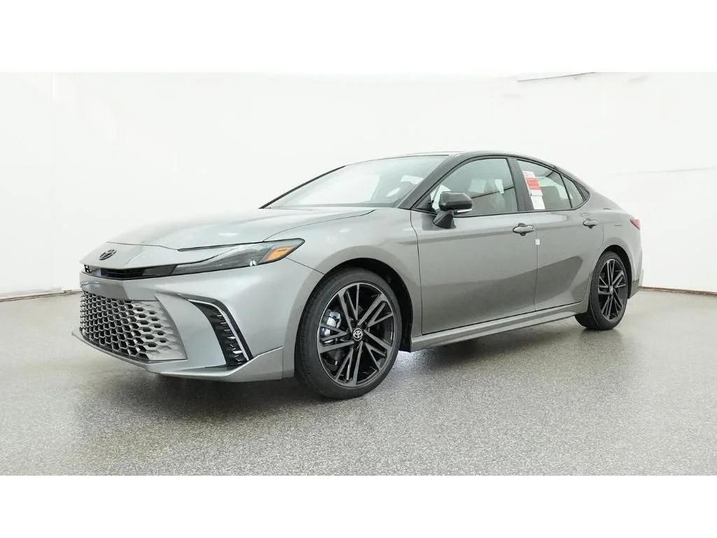New 2026 Heavy Metal with Midnight Black Metallic roof Toyota XSE image 39