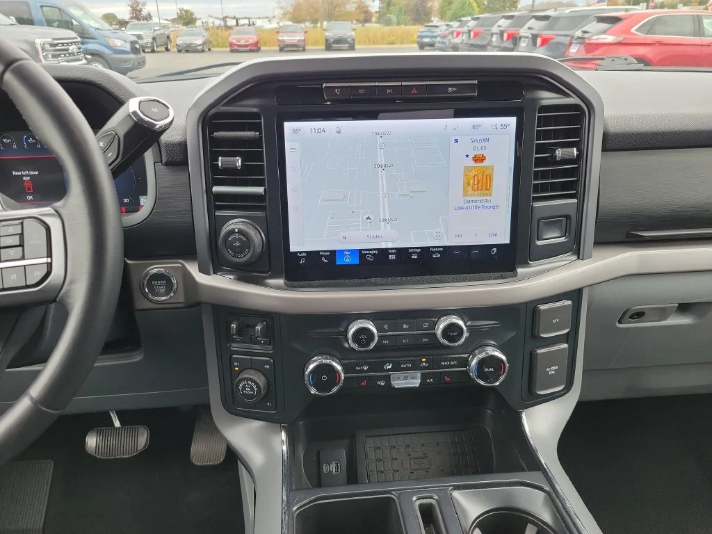 Used 2024 Avalanche Ford XLT image 25