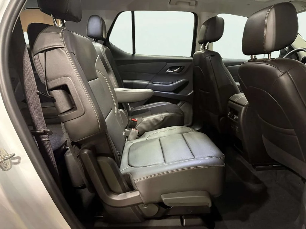 Certified Used 2021 SUMMIT WHITE Chevrolet Premier image 28