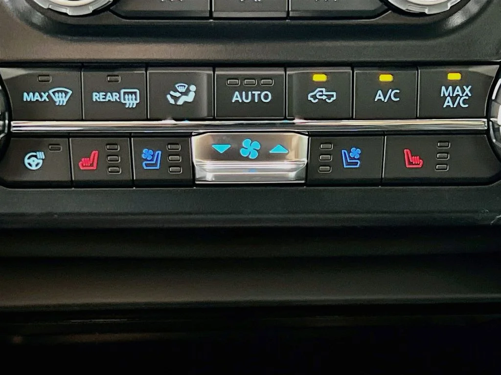 New 2026 Star White Metallic Tri-Coat Ford Lariat image 24
