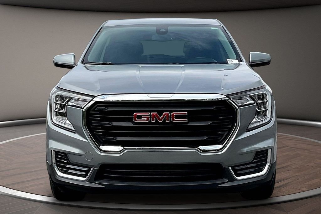 Used 2024 Silver GMC SLE image 2