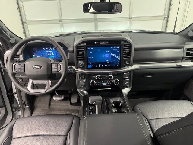 2025 Ford F-150 Lariat - Photo 17