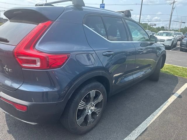Used 2019 Blue Volvo T5 Inscription image 3
