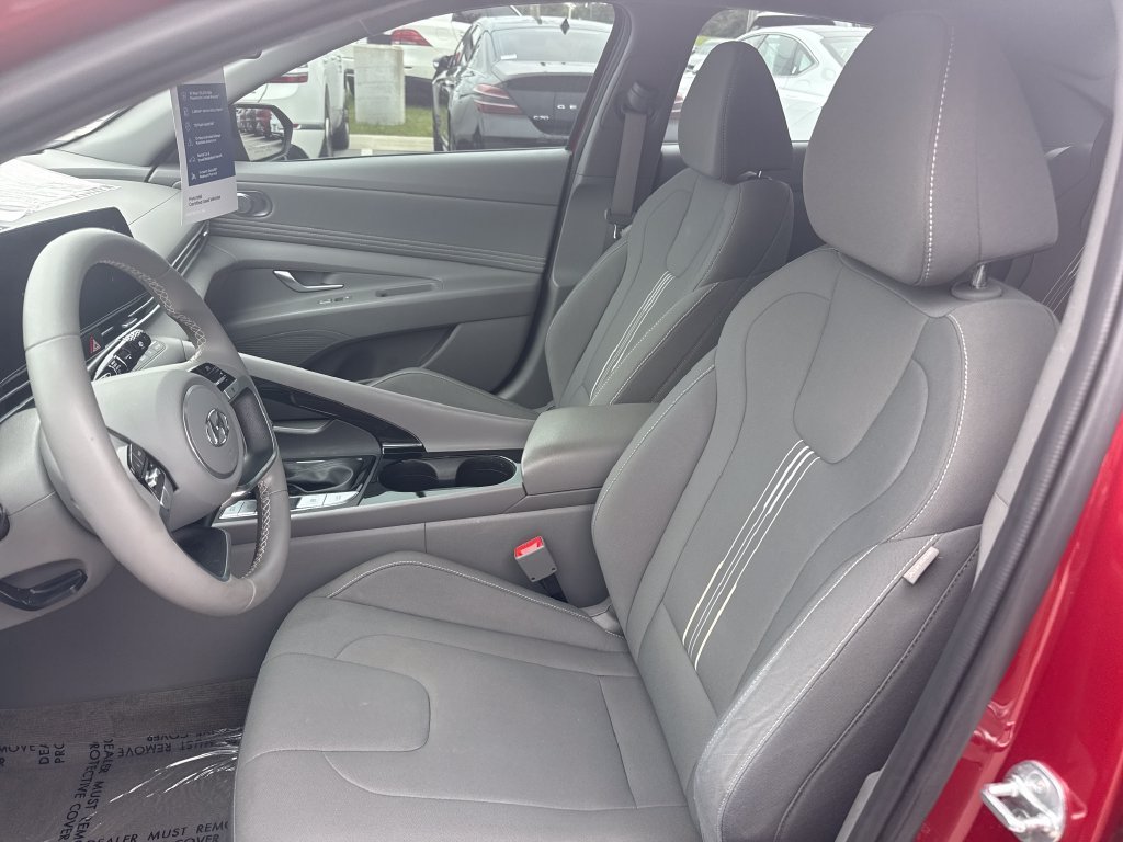 Used 2023 Red Hyundai SEL image 13
