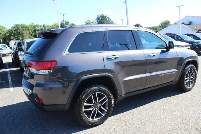 Used 2020 Gray Jeep Limited image 30