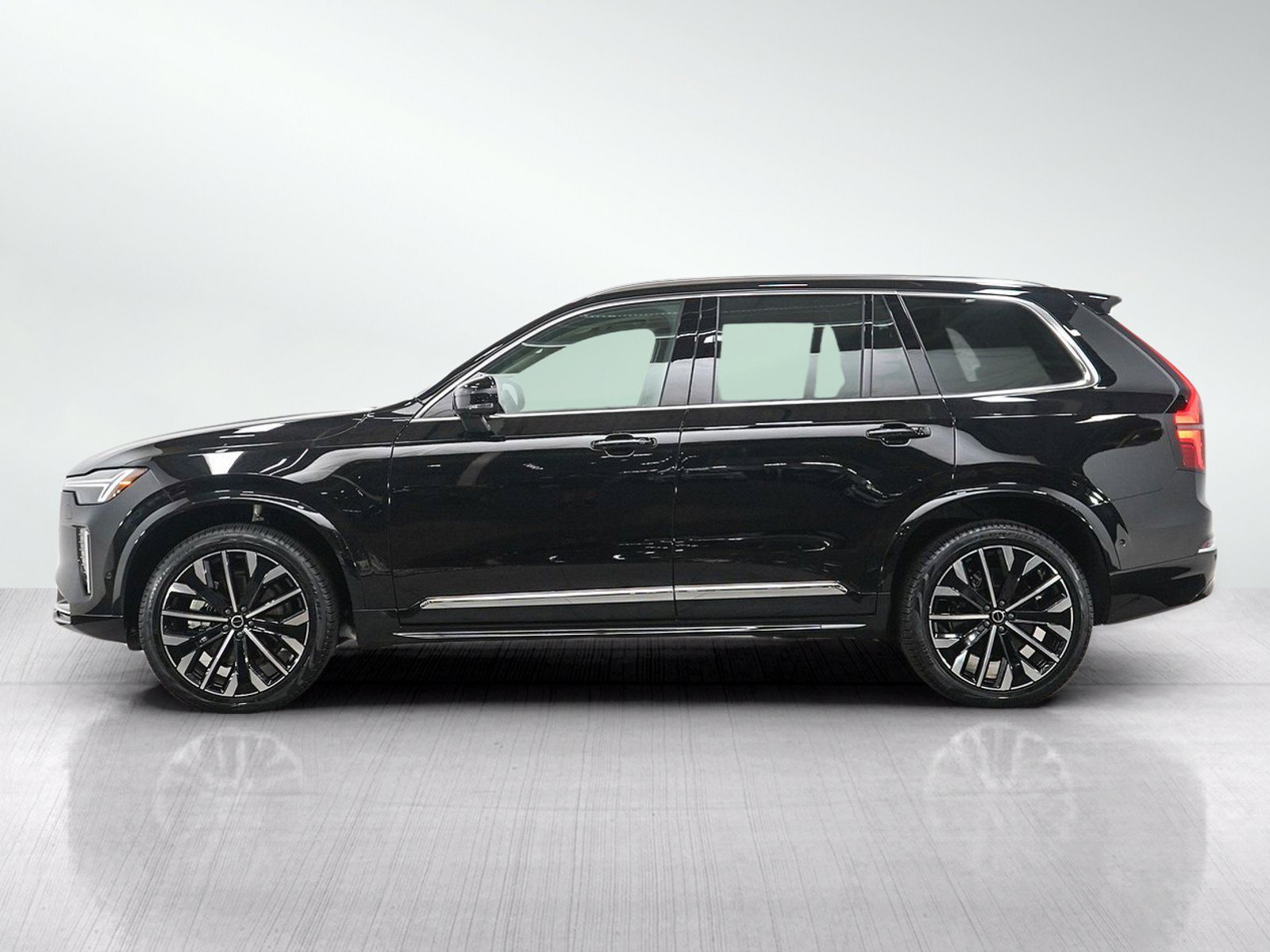 Used 2026 Volvo XC90 Plus with VIN YV4062PE8T1473961 for sale in Burnsville, Minnesota