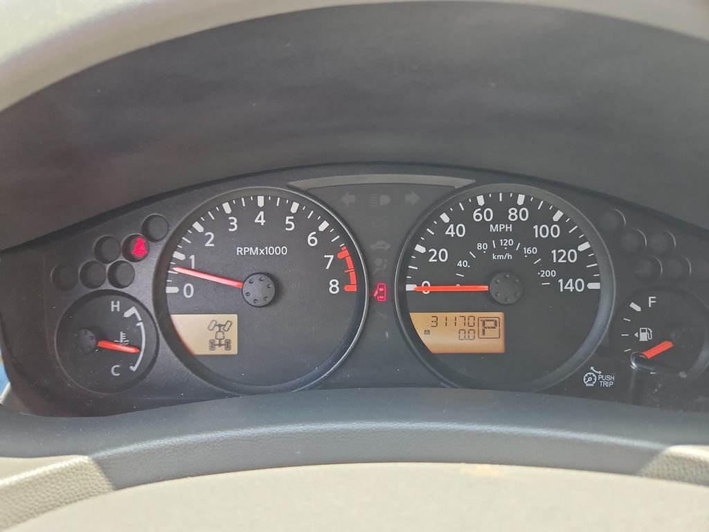 Used 2020 White Nissan SV image 16