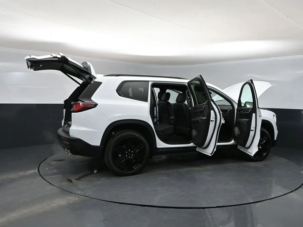 New 2026 Summit White GMC Elevation image 35