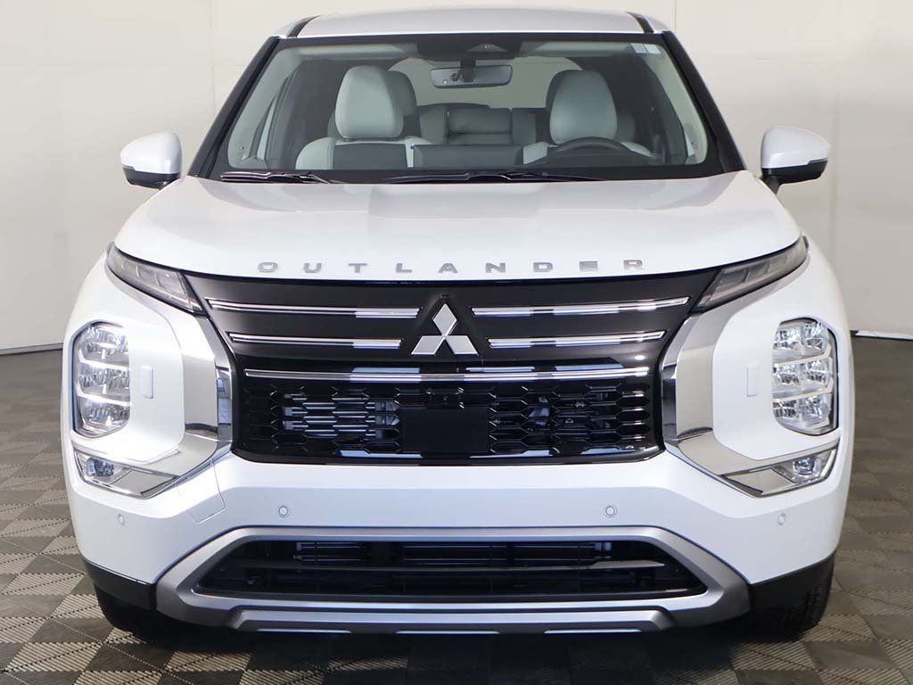New 2026 White Mitsubishi SE 1.5T S-AWC image 13