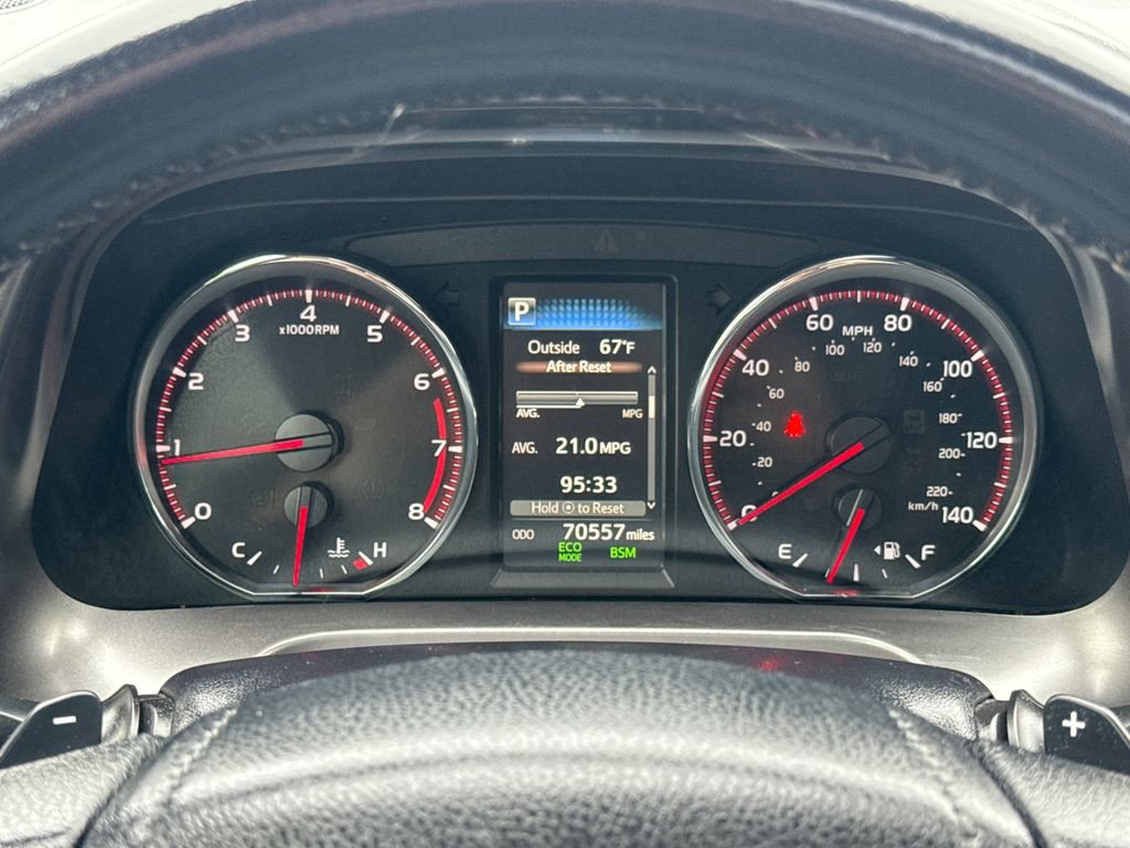 Used 2016 Gray Toyota SE image 18
