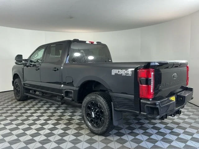 2025 Ford F-350 Super Duty Lariat - Photo 6