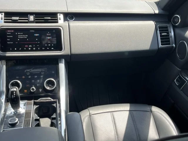 Used 2019 Black Land Rover HSE image 14