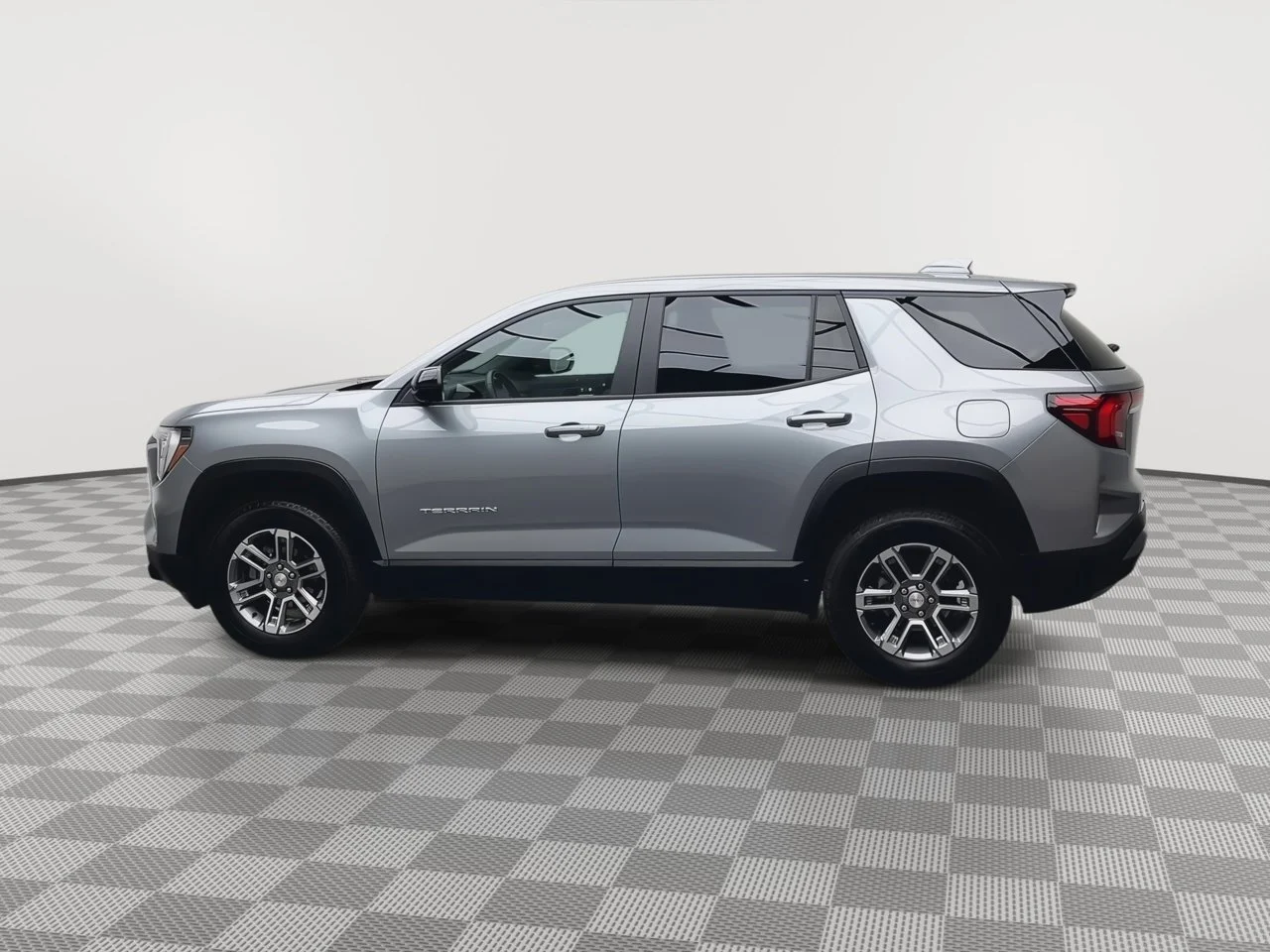 Used 2025 Sterling Metallic GMC Elevation image 33