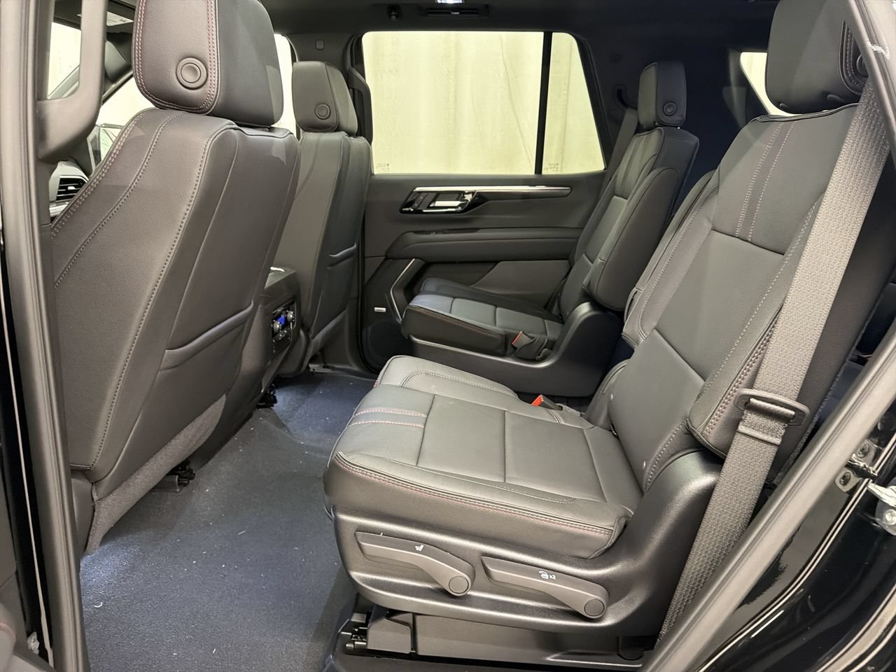 2027 Chevrolet Tahoe RST - Photo 19