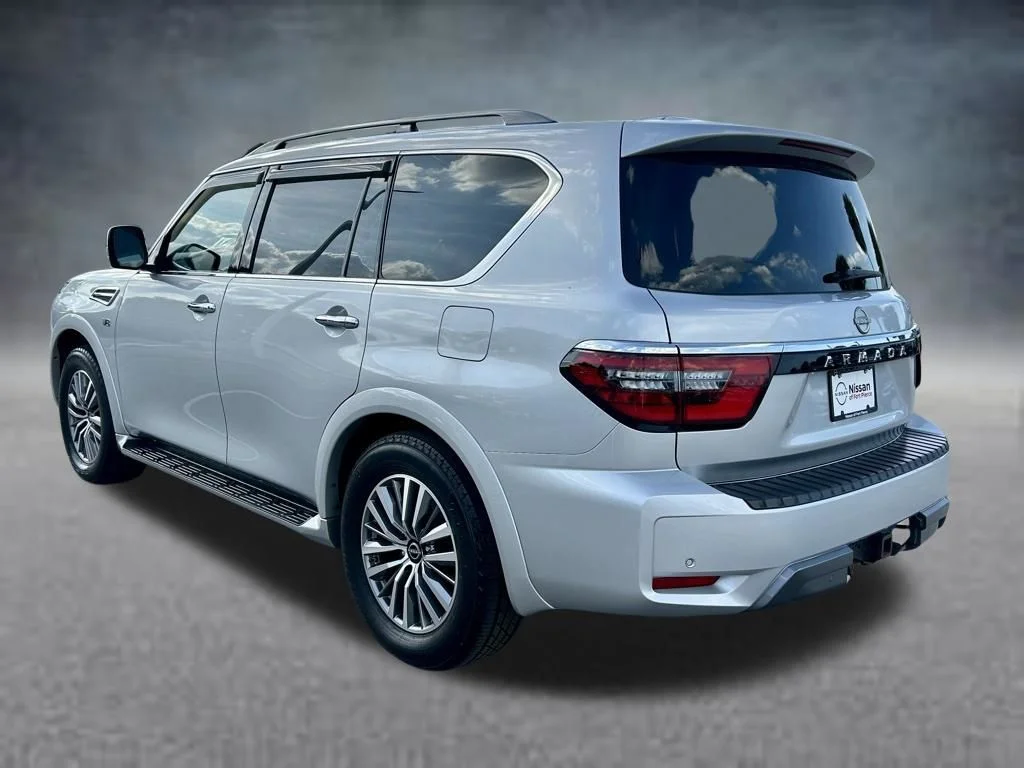 Used 2022 Brilliant Silver Metallic Nissan SV image 8