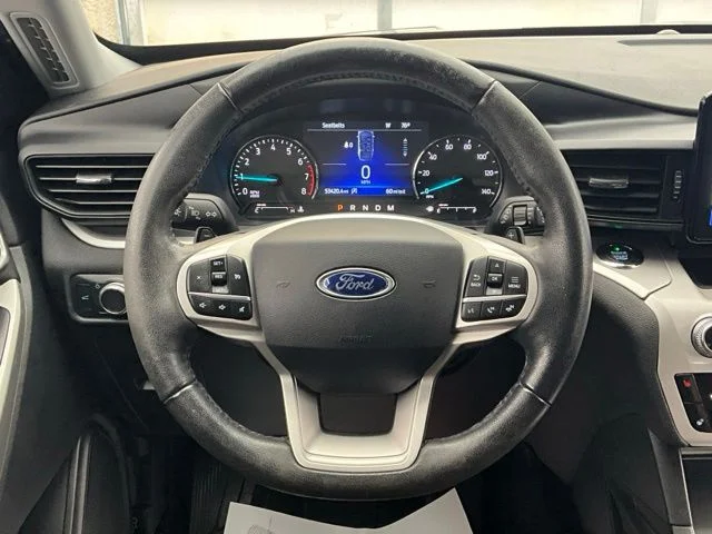Used 2020 Black Ford XLT image 9
