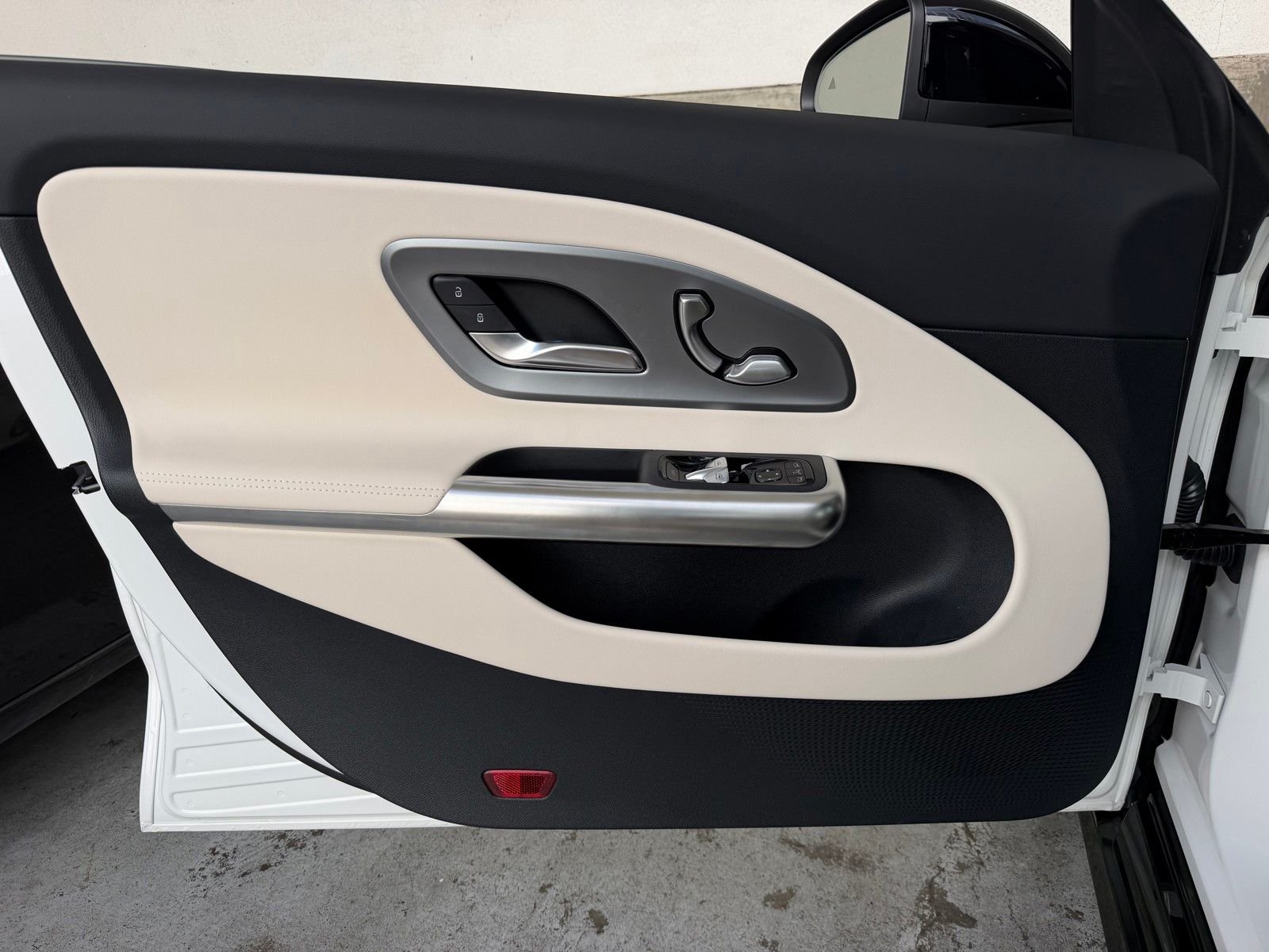 New 2027 Polar White Mercedes-Benz CLA 350 image 15