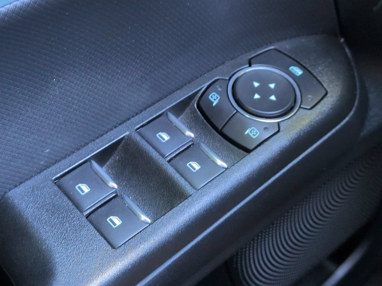 Used 2022 Gray Metallic Ford Badlands image 27