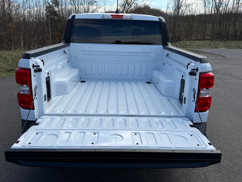 New 2026 Oxford White Ford XLT image 25