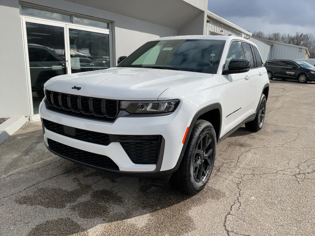 New 2026 Bright White Clearcoat Jeep Altitude 4x4 image 3
