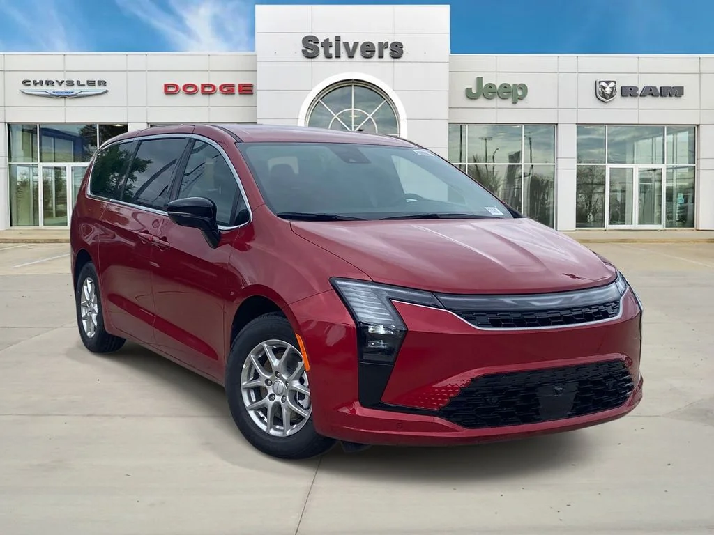 2027 Chrysler Pacifica Select's photo