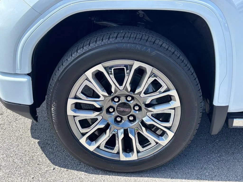 New 2026 Glacier White Tricoat GMC Denali Ultimate image 11