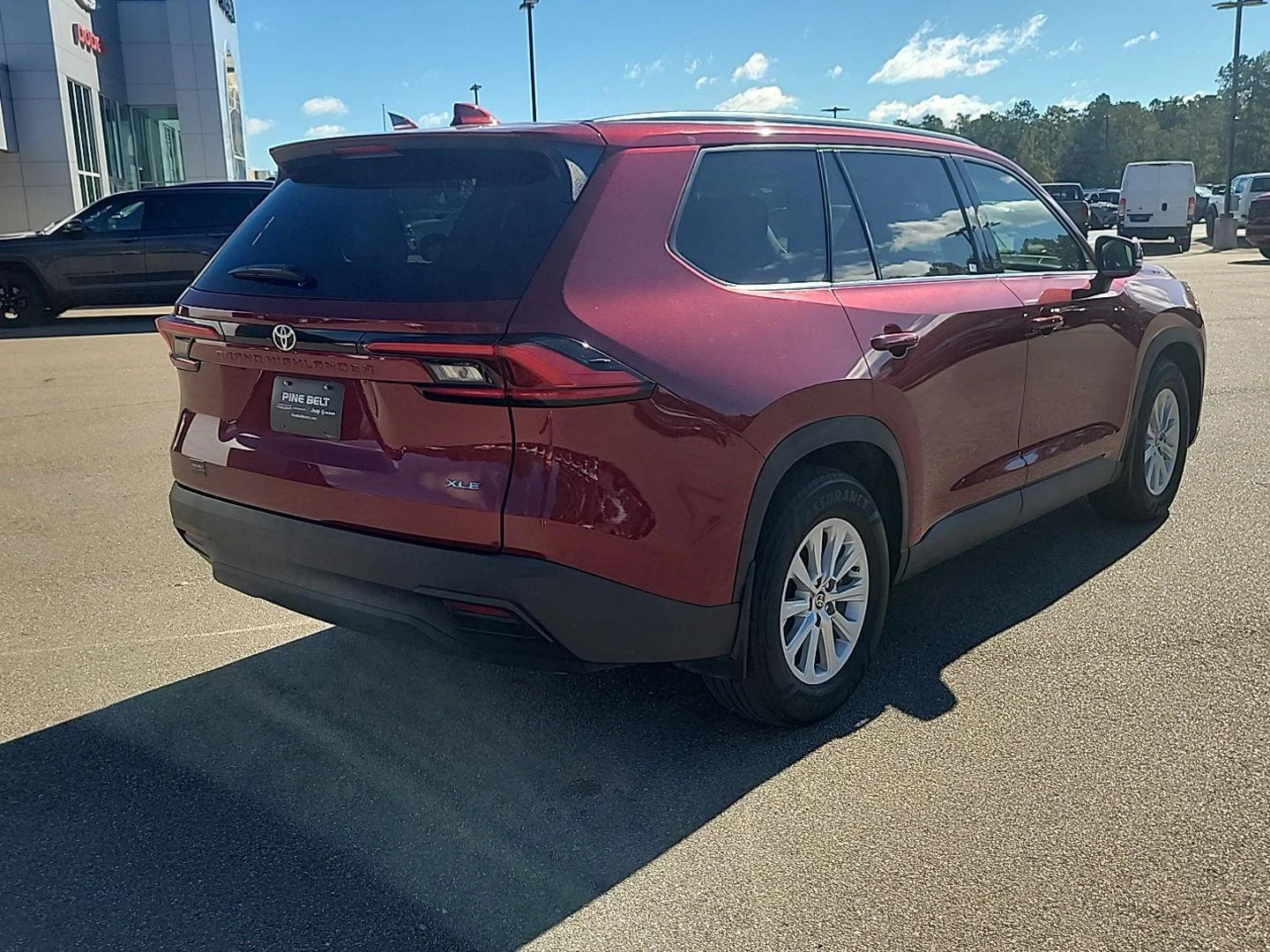 Used 2024 Ruby Flare Pearl Toyota XLE image 17