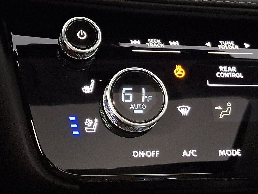 New 2027 MINERAL BLACK INFINITI Luxe AWD image 19