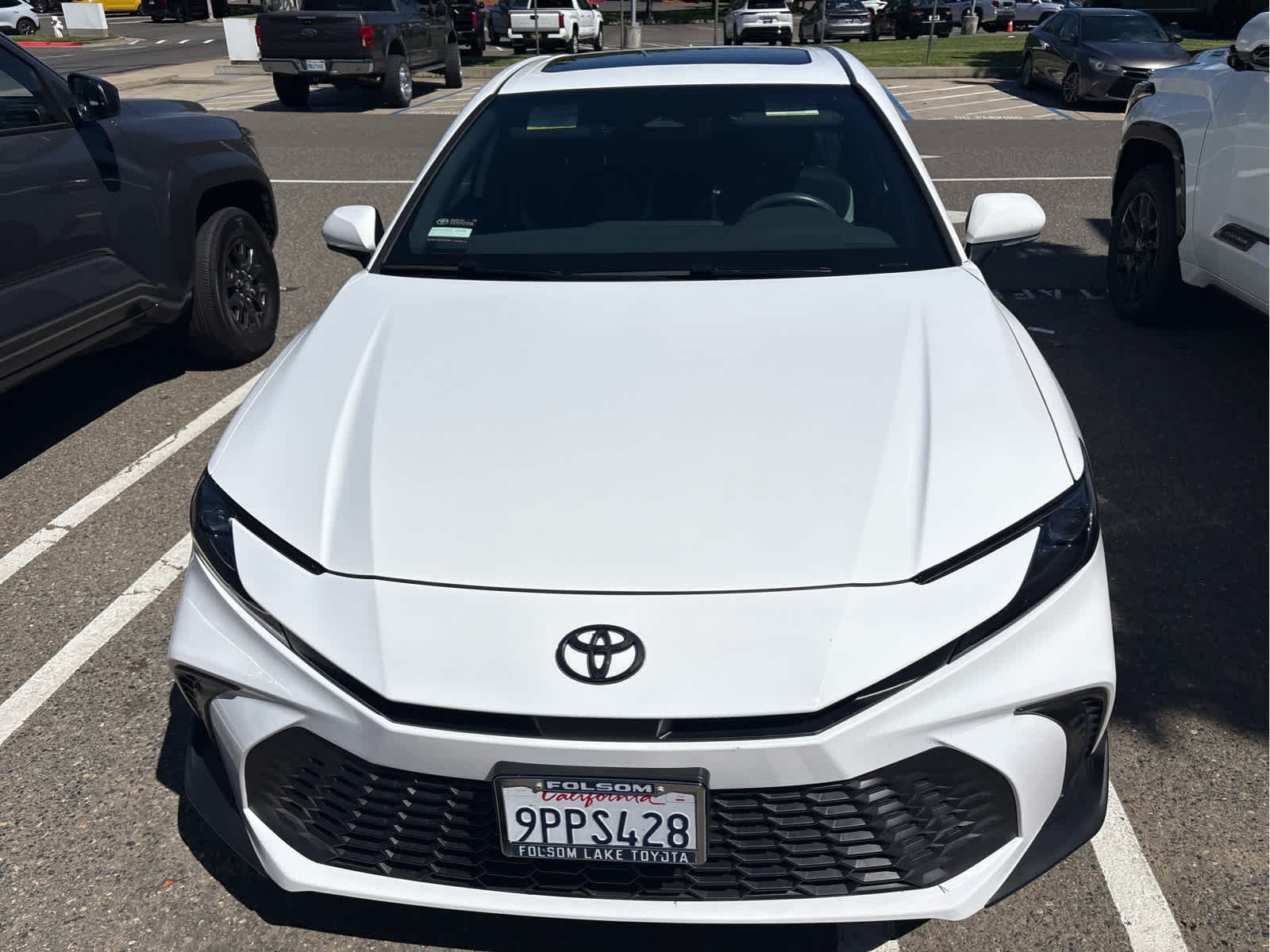 Certified Used 2025 Ice Cap Toyota SE image 6
