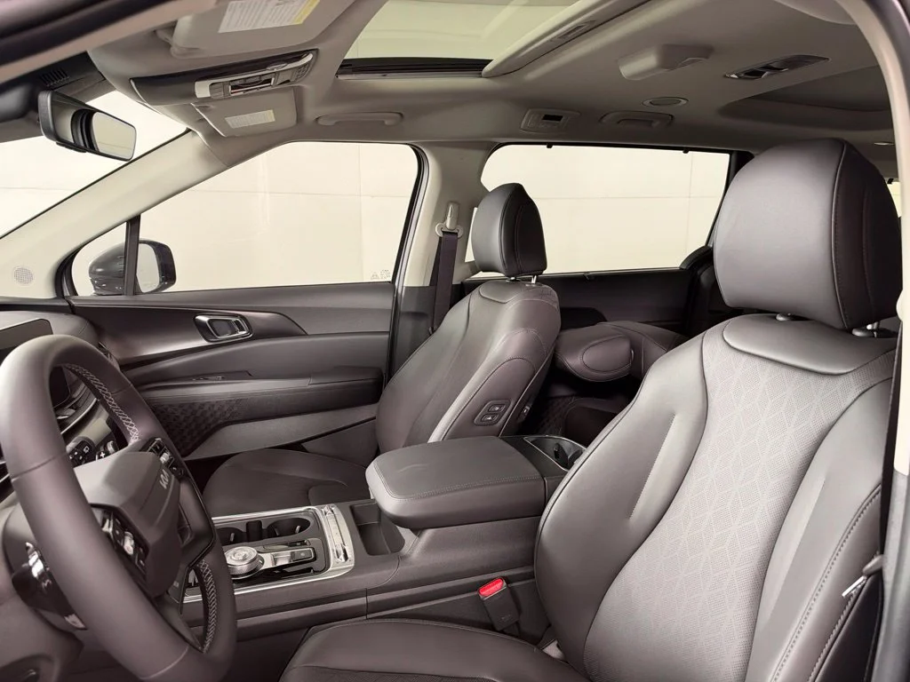 New 2027 Ceramic Silver Kia SX image 30