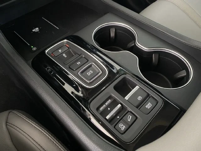 2025 Honda Pilot Touring - Photo 30