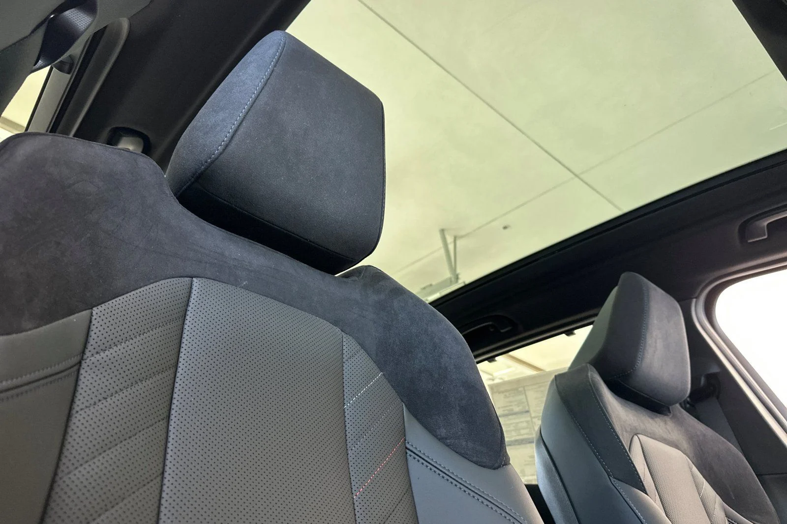 New 2026 Dune Grey Metallic BMW 30 xDrive image 14