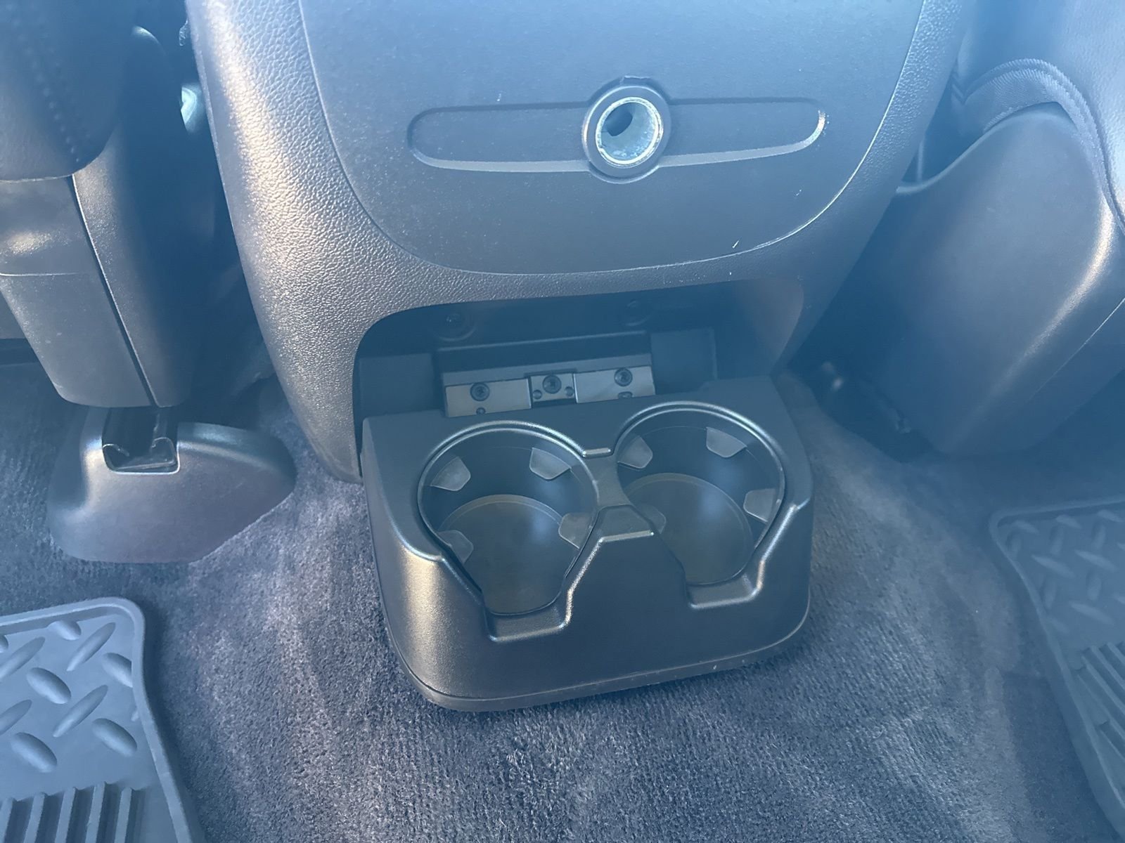 Used 2010 Black GMC SLT image 19