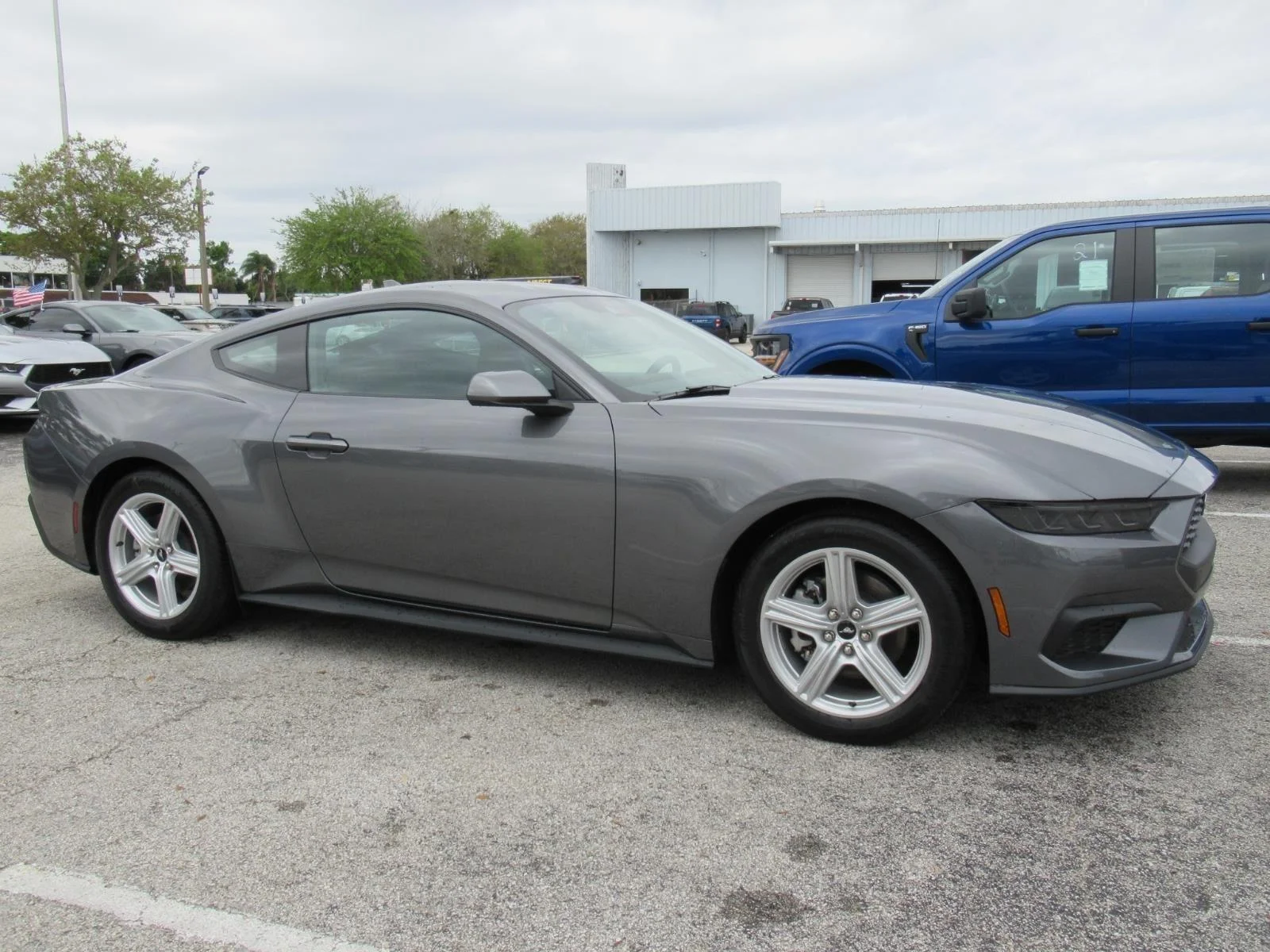 New 2026 Carbonized Gray Metallic Ford EcoBoost® Fastback image 2