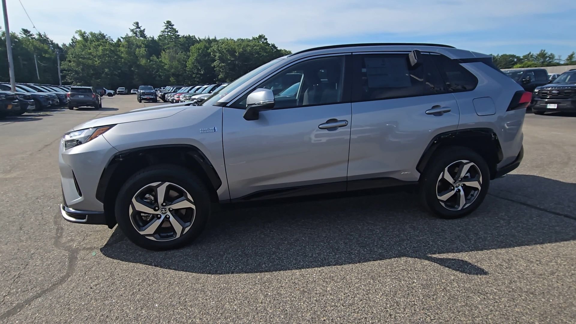 Certified Used 2024 Silver Toyota SE image 16