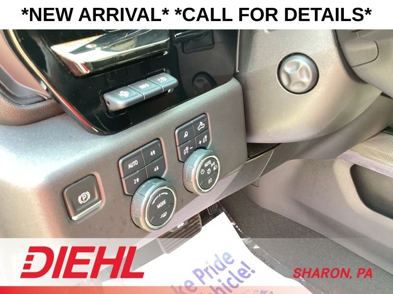 Used 2022 White Chevrolet ZR2 image 27
