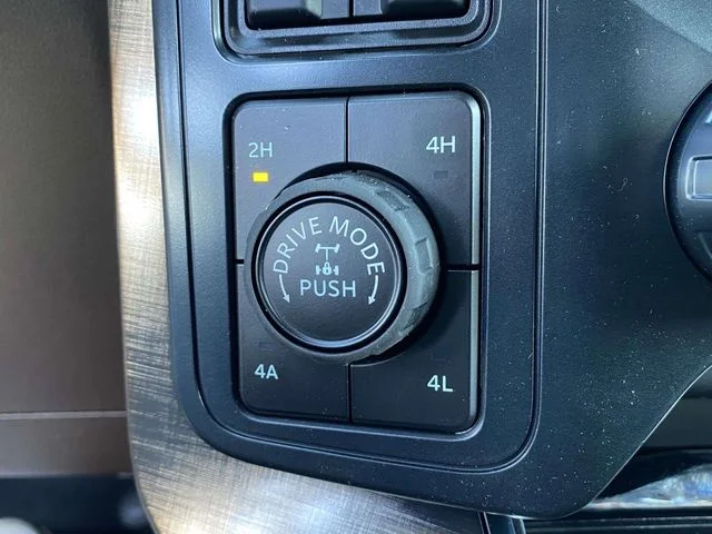 New 2026 Star White Metallic Tri-Coat Ford King Ranch® image 15