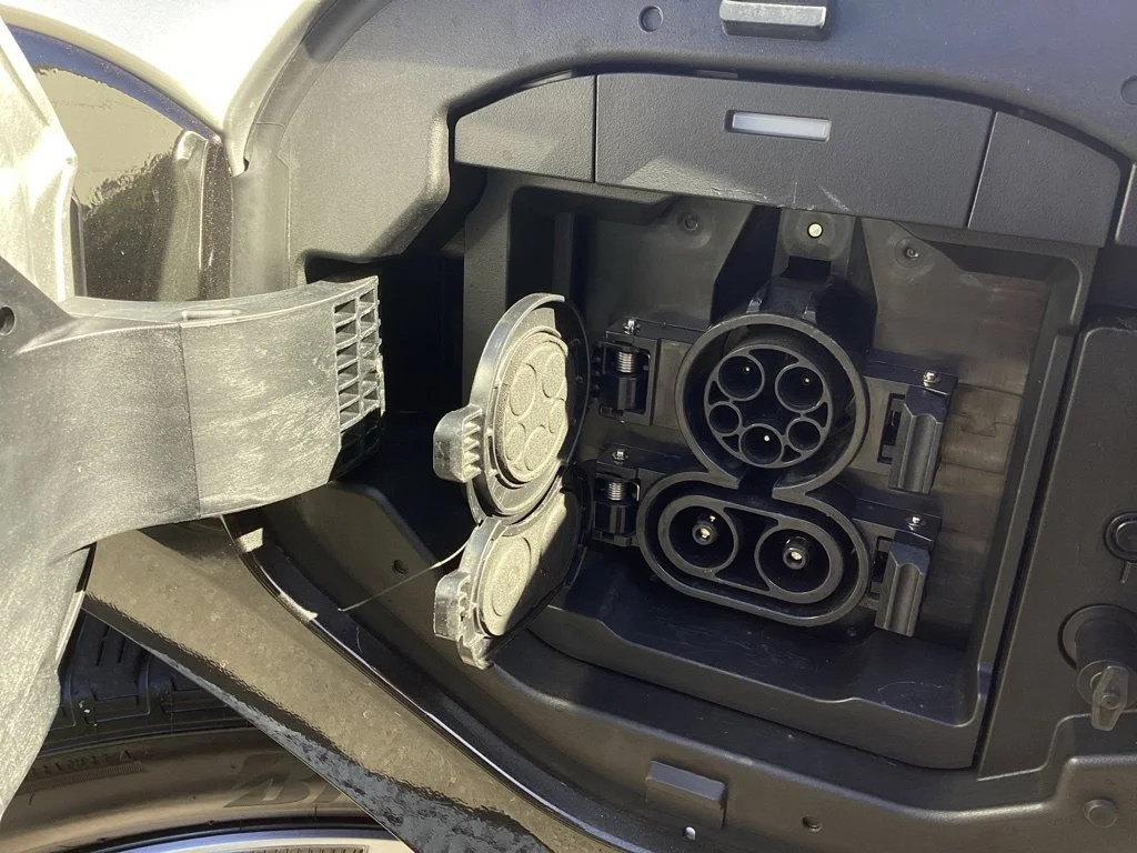 Used 2024 Silver Toyota XLE image 17