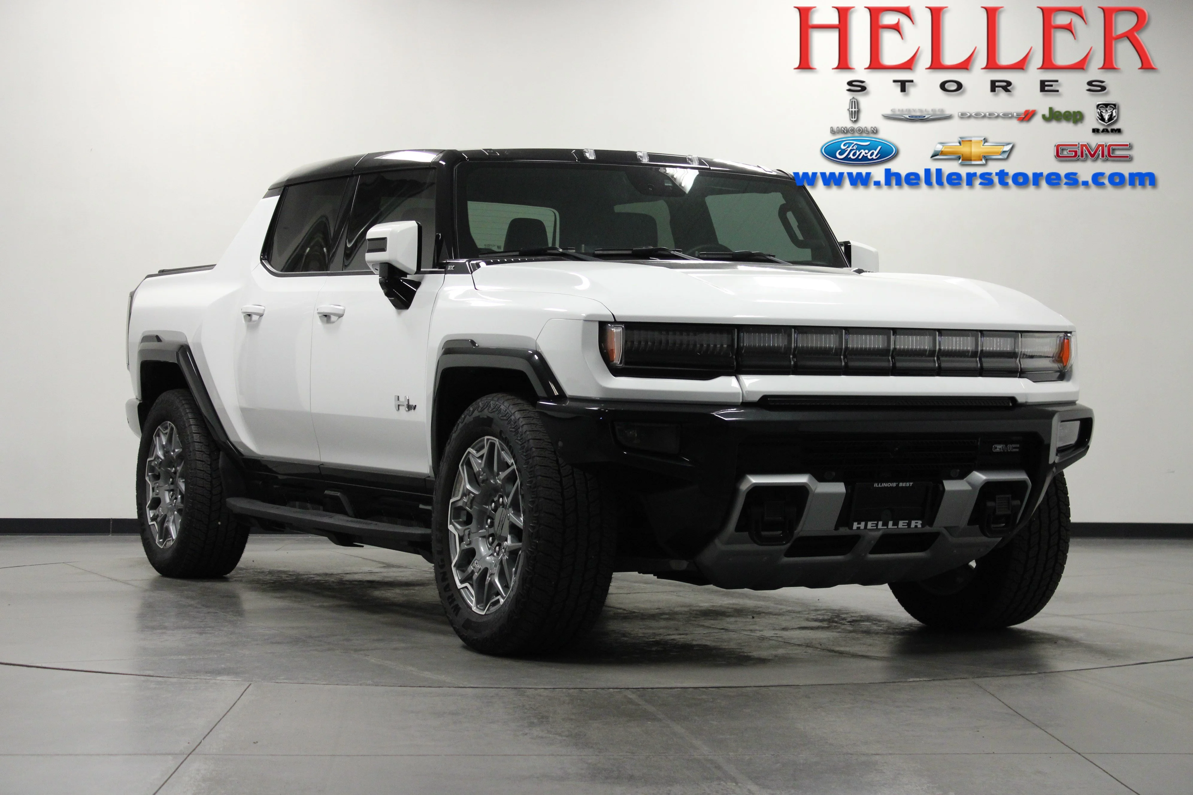 Used 2025 Interstellar White GMC 3X image 1