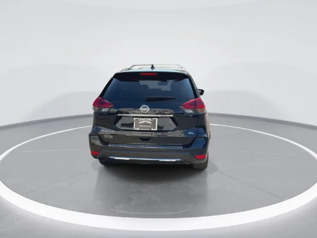 Used 2019 Black Nissan SL image 7