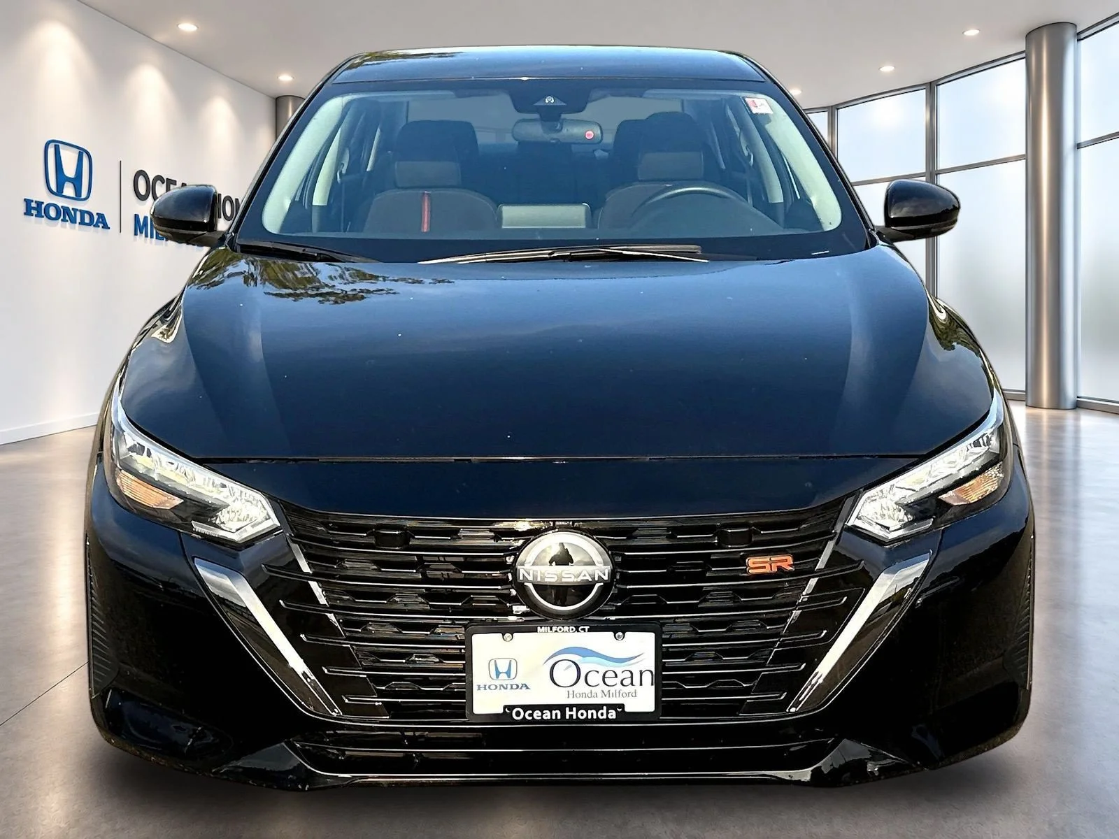 Used 2025 Super Black Nissan SR image 2