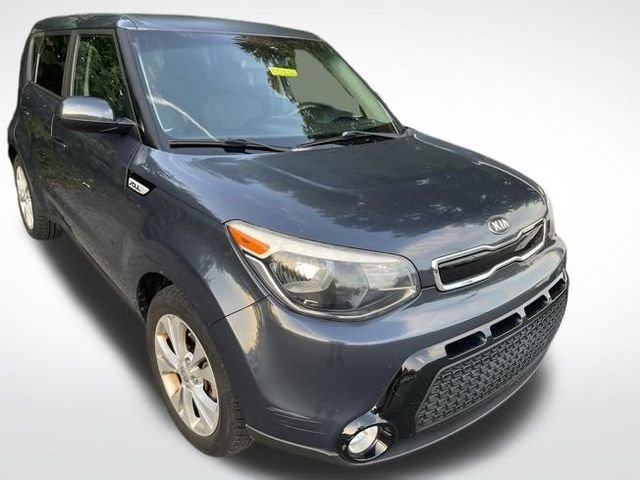 Used 2016 Blue Kia Plus image 10